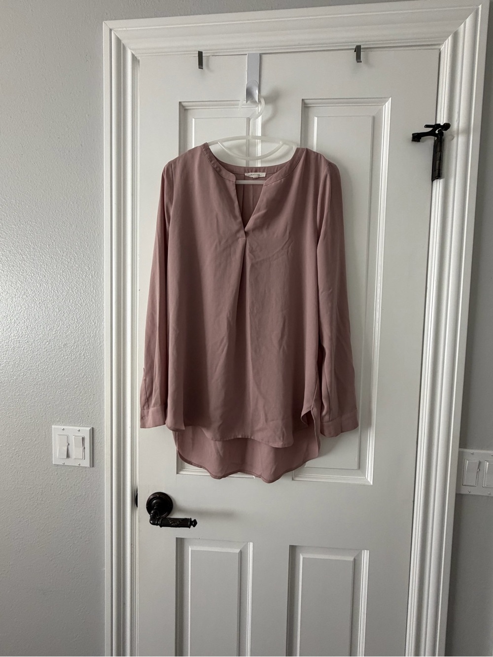 Women's Blouse - Dusty Rose Long-Sleeve V-Neck